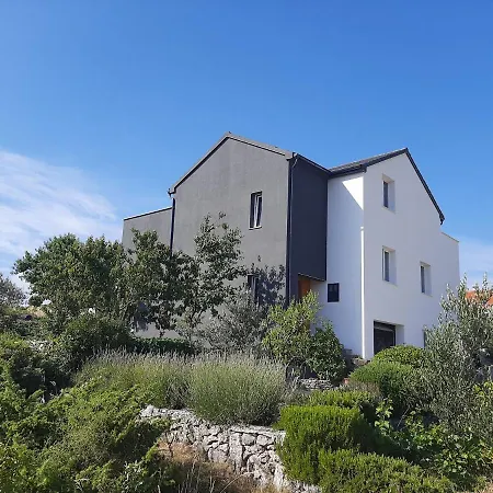 Apartman Zlatan Np Krka * Drniš