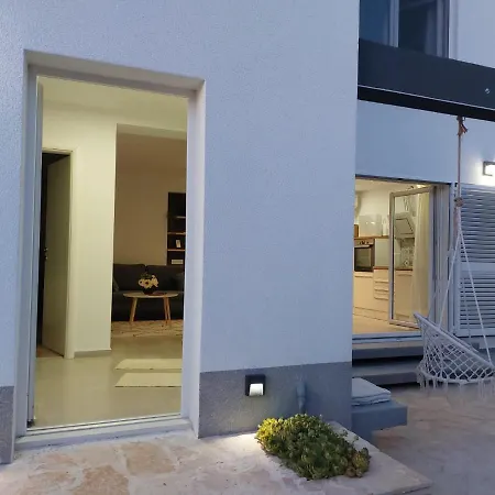 Apartman Zlatan Np Krka Lejlighed *