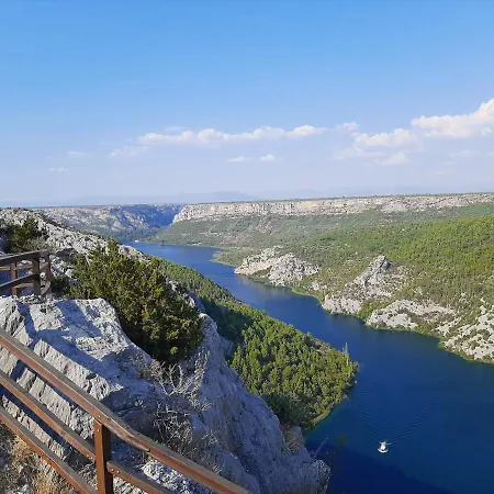 Apartment Apartman Zlatan Np Krka
